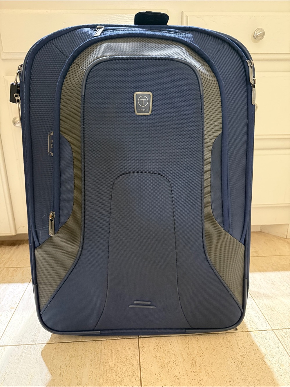 Tumi Tech Navy Blue Men's expandable checked Bag